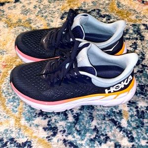Hoka One One Clifton US womens 5.5